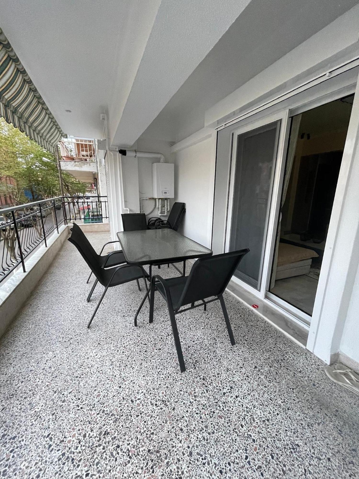 The Modern Apartment Thessaloniki Exterior photo